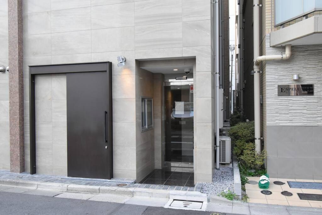 東駒形402 Apartamento *